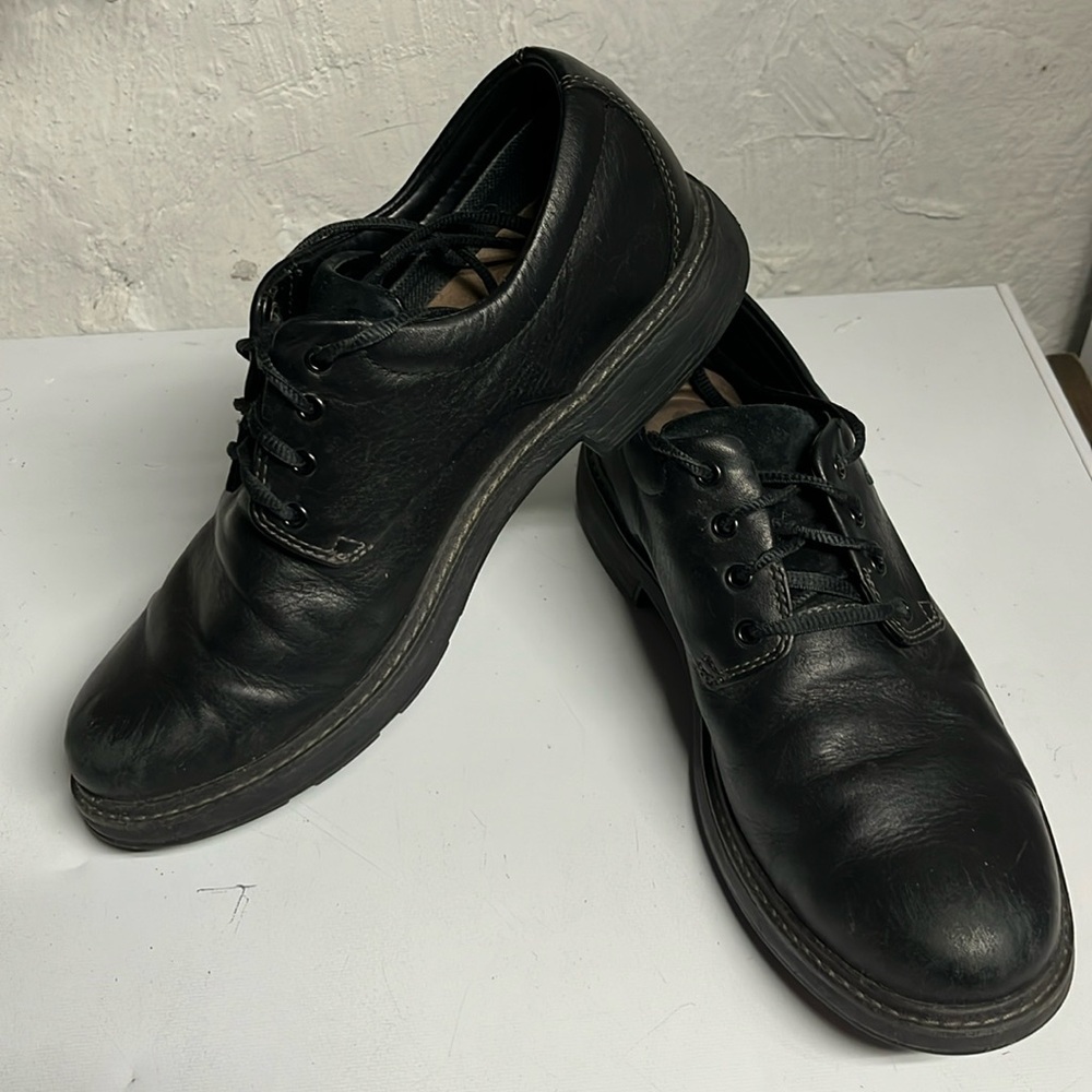 Clark’s Unstructured Black Leather Shoes with Gore-Tex
